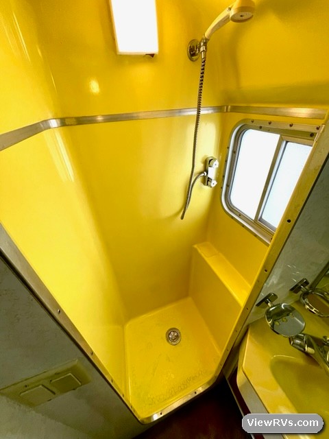 1978 Blue Bird Wanderlodge FC31