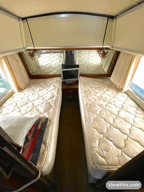 1978 Blue Bird Wanderlodge FC31