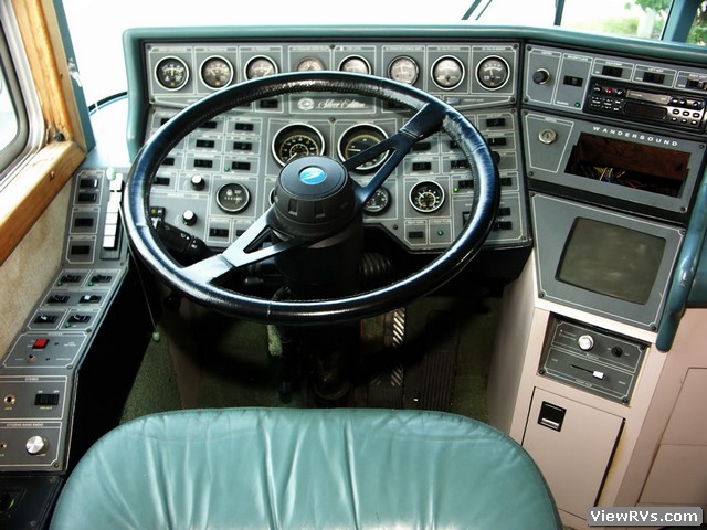 1989 Blue Bird Wanderlodge SP36 Motorhome (A)