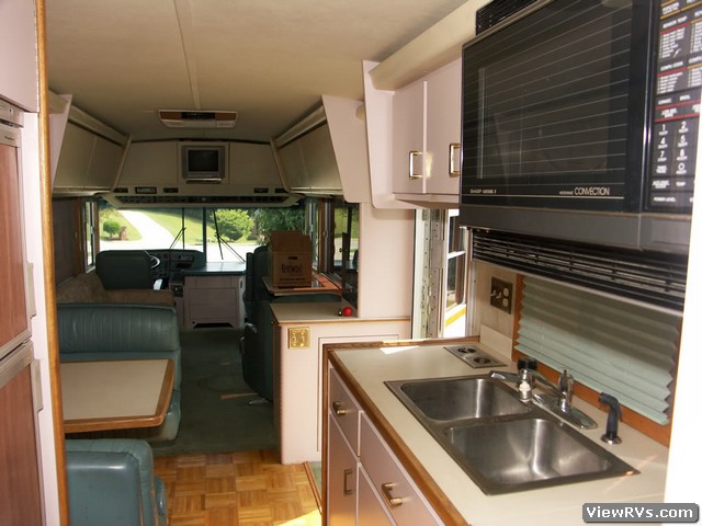 1989 Blue Bird Wanderlodge SP36 Motorhome (A)