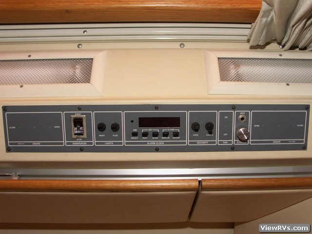 1989 Blue Bird Wanderlodge SP36 Motorhome (A)