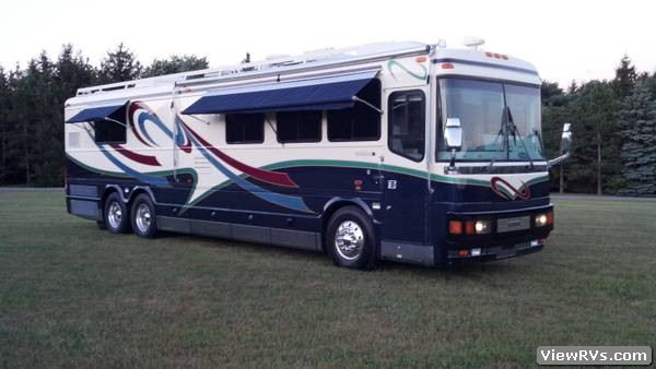 1998 Blue Bird Wanderlodge LXI 41 Motorhome (A)