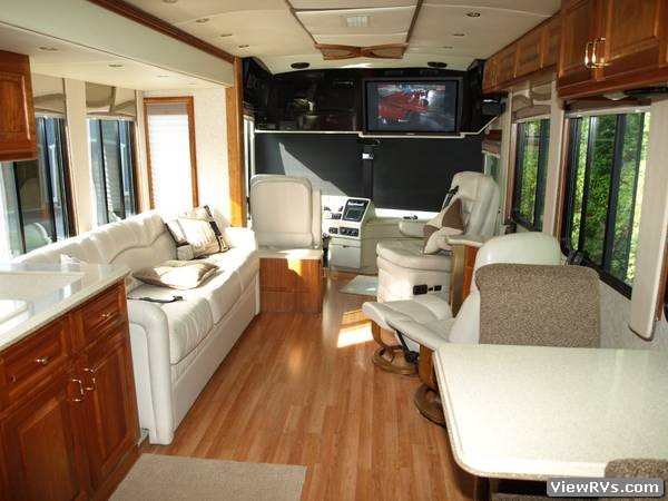 2004 Blue Bird Wanderlodge M380