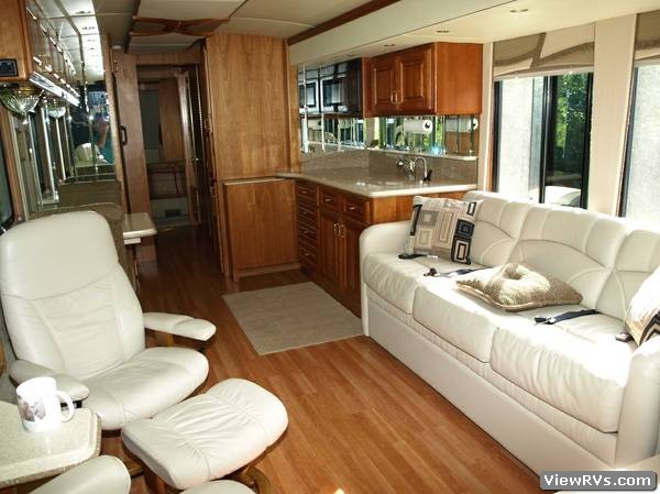 2004 Blue Bird Wanderlodge M380