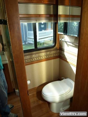 2004 Blue Bird Wanderlodge M380