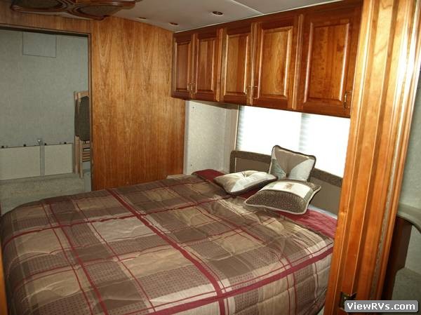 2004 Blue Bird Wanderlodge M380