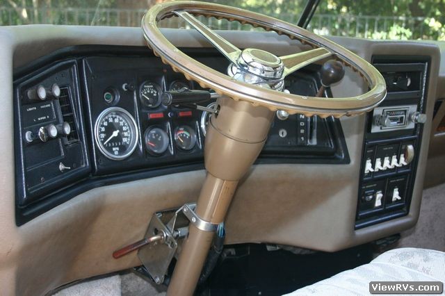 1975 FMC Motorhome 2900R 29' (D)