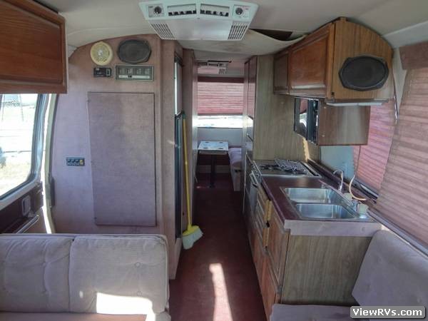 1977 GMC Eleganza II Motorhome 26' (A)