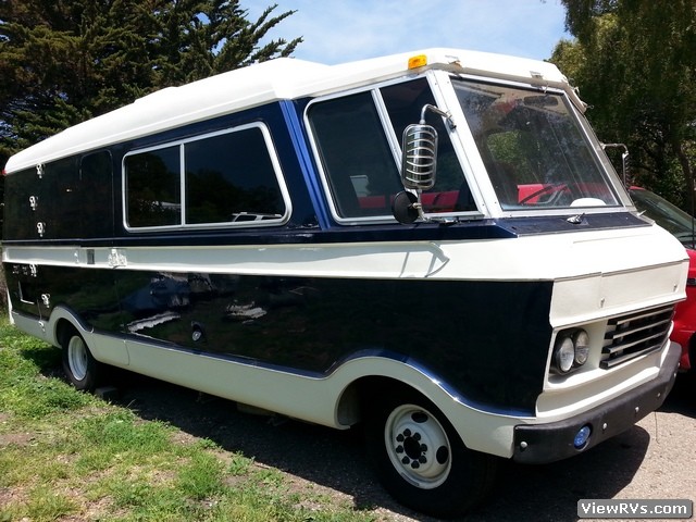 1973 RekVee Routemaster 24 Motorhome (A)