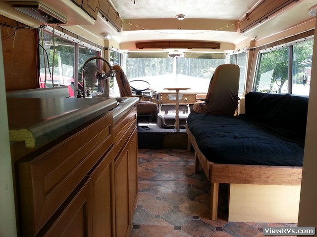 1973 RekVee Routemaster 24 Motorhome (A)