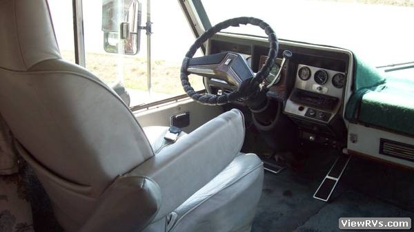 1979 Revcon Motorhome 30' (A)