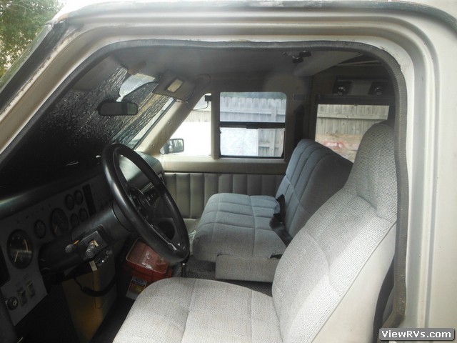 1980 Vixen Motorhome 21' (B)