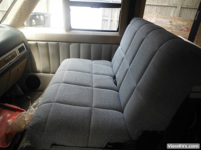 1980 Vixen Motorhome 21' (B)