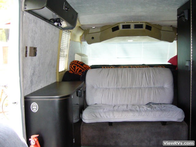 1988 Vixen Motorhome 21' (A)