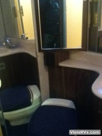 1984 Vogue 29' Motorhome (A)