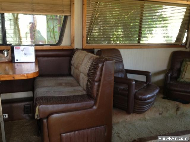1987 Vogue Motorhome 35' Crown Bus (A)