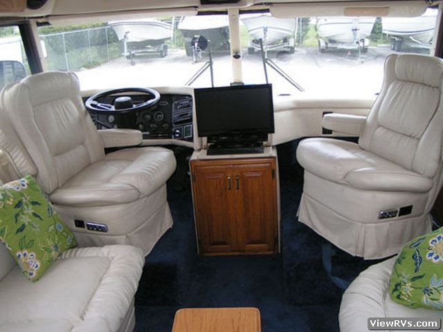 1989 Vogue Prime vista 35' Motorhome (A)