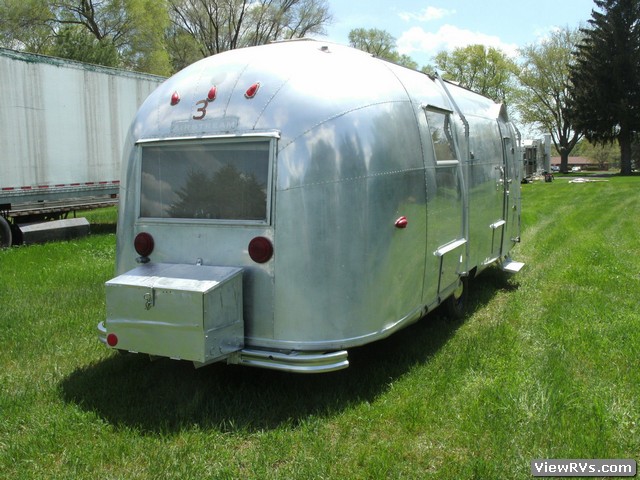 1962 Airstream Trailer Trade Wind 24' (A)