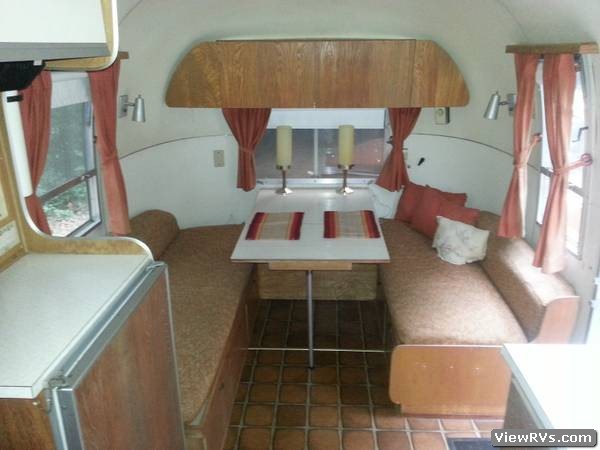 1966 Airstream Travel Trailer Safari 22' (B)