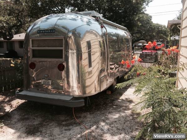 1967 Airstream Trailer Safari 22' (A)