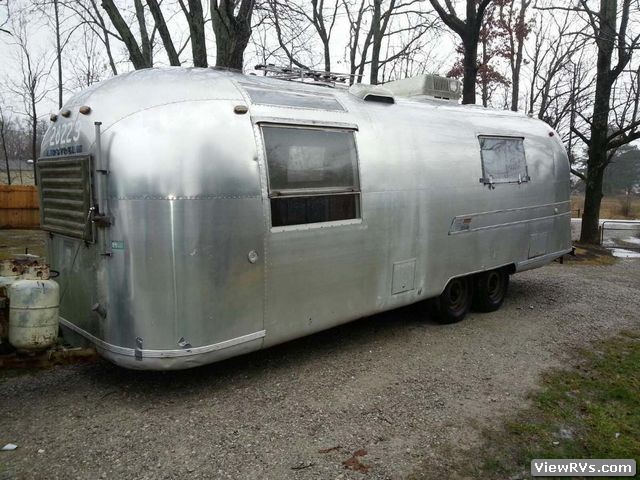 1968 Airstream Travel Trailer Overlander 26' (B)