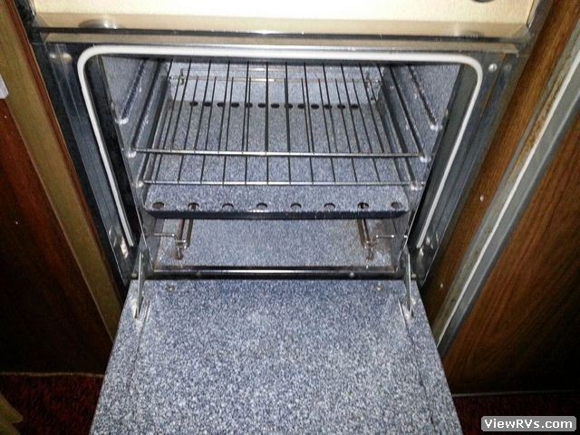 1968 Airstream Travel Trailer Overlander 26' (B)