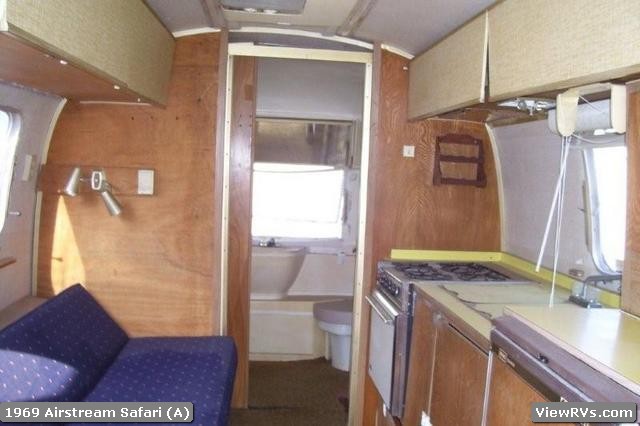 1969 Airstream Safari 23' Travel Trailer (A)