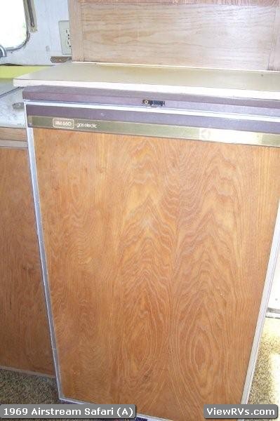 1969 Airstream Safari 23' Travel Trailer (A)