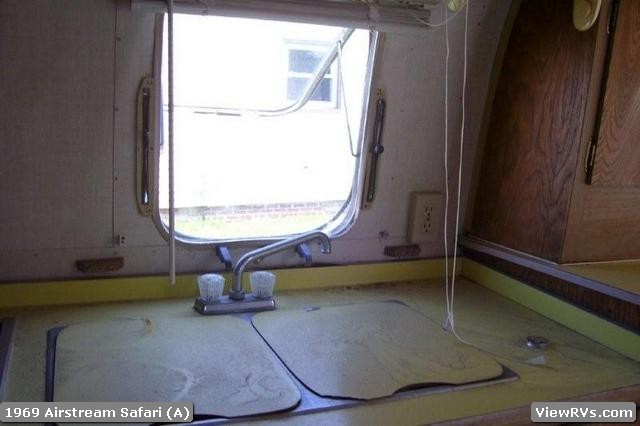 1969 Airstream Safari 23' Travel Trailer (A)