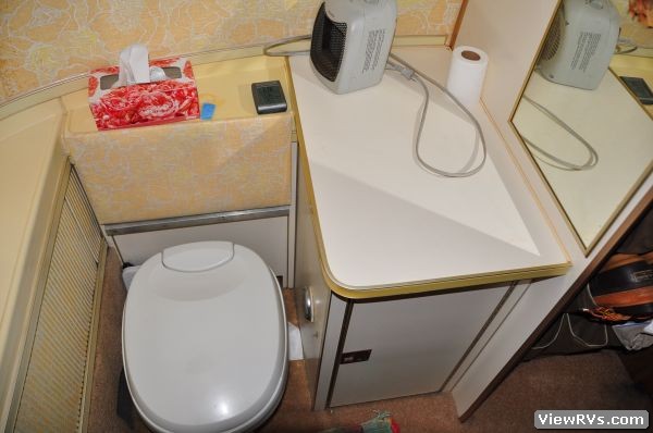 1972 Airstream Sovereign 31' Travel Trailer (C)