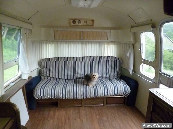 1973 Airstream Travel Trailer Overlander 27' (A)