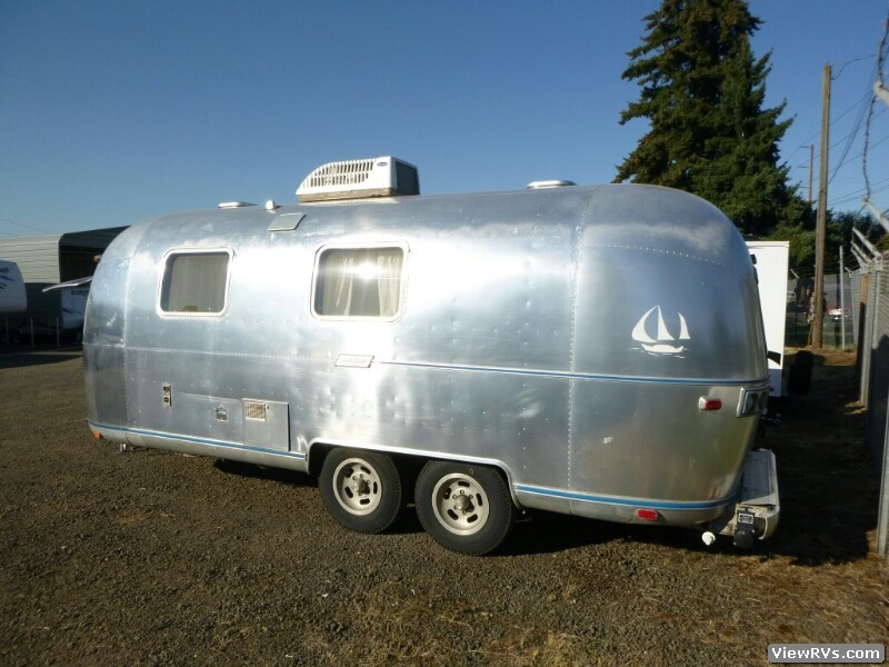 1974 Airstream Travel Trailer Safari 23' (B)