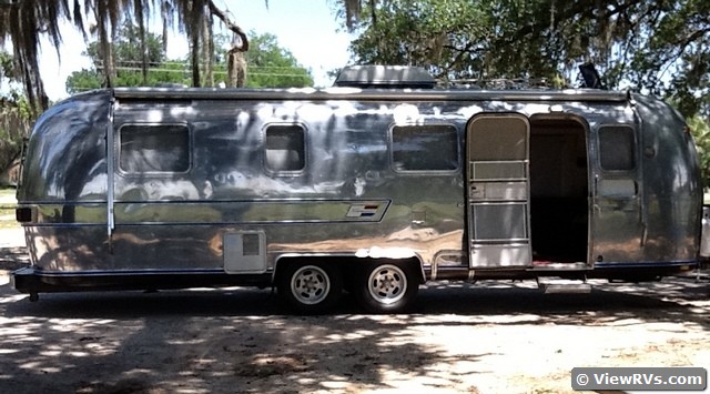 1975 Airstream Ambassador 29' Travel Trailer (A)
