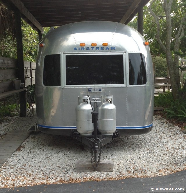1975 Airstream Ambassador 29' Travel Trailer (A)