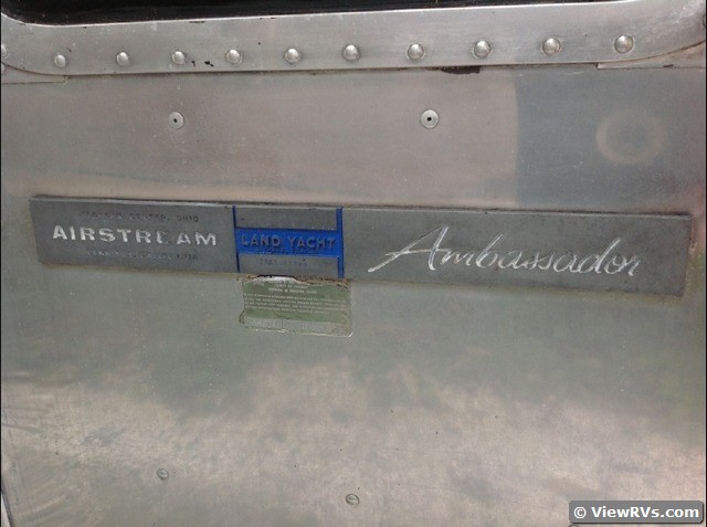 1975 Airstream Ambassador 29' Travel Trailer (A)