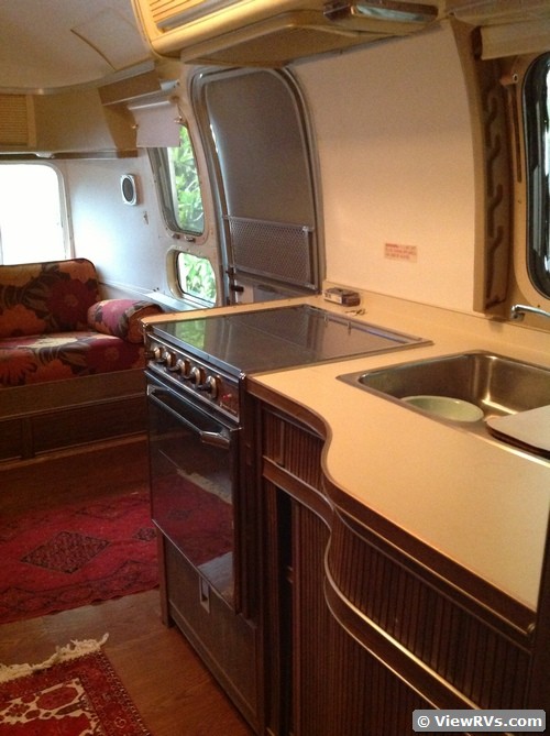 1975 Airstream Ambassador 29' Travel Trailer (A)