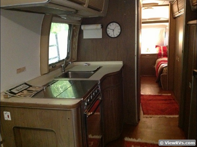 1975 Airstream Ambassador 29' Travel Trailer (A)