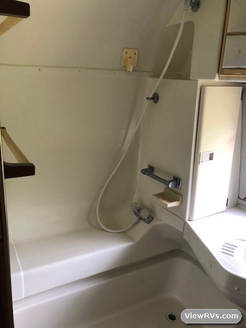 1981 Airstream International 31 travel trailer