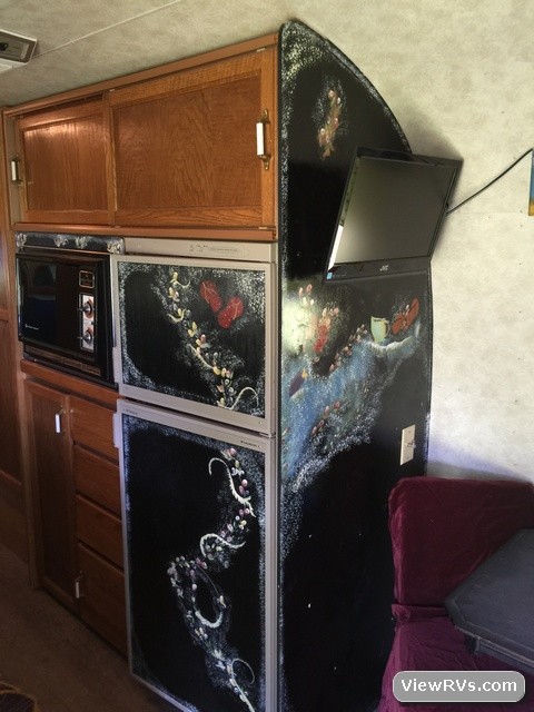 1985 Airstream Sovereign 31 Travel Trailer