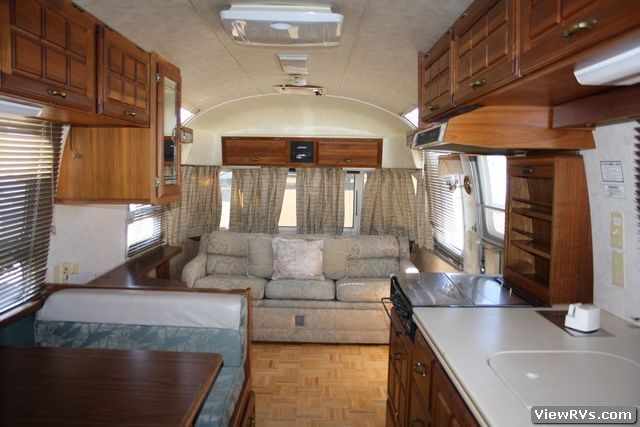 1992 Airstream Travel Trailer Limited 34' (B)