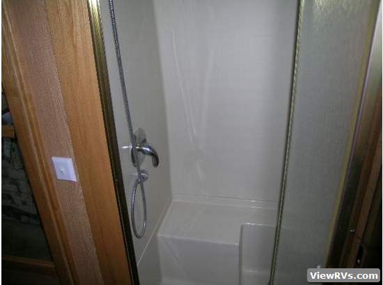 2003 Airstream Classic 30' Travel Trailer (A)