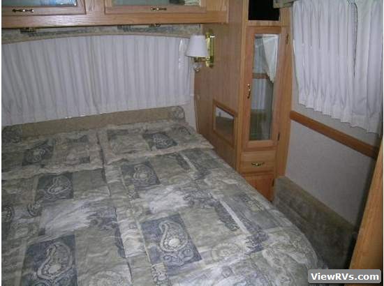 2003 Airstream Classic 30' Travel Trailer (A)