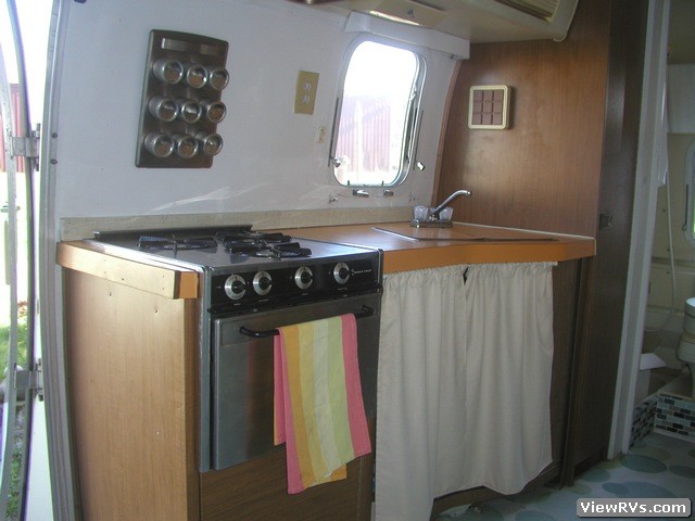 1978 Argosy Minuet 6.7 Meter Travel Trailer (B)