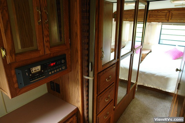 1988 Airstream Argosy Travel Trailer 33' (A)