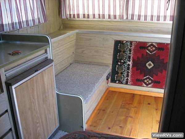 1971 Aristocrat LoLiner 16 travel trailer
