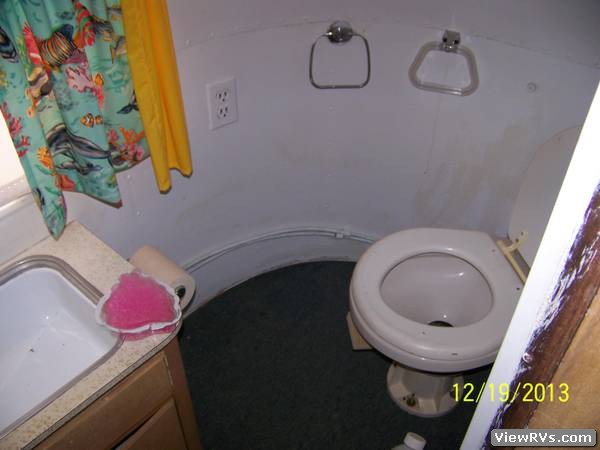 1960 Avion Travel Trailer Holiday 24' (A)