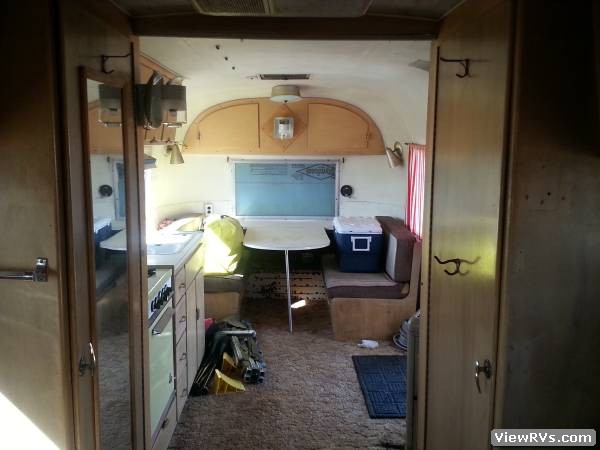 1963 Avion Travelcader 27 RV Trailer