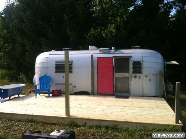 1966 Avion Travel Trailer Holiday II (A)