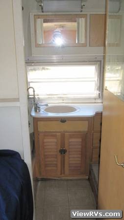 1966 Avion Travel Trailer Holiday II (A)