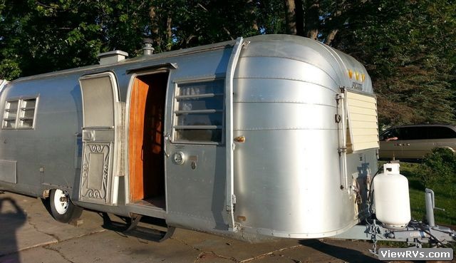 1966 Avion Trailer Travelcader
